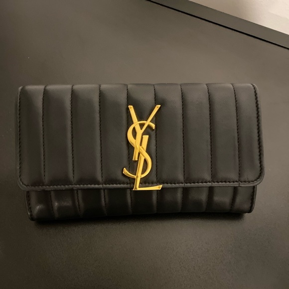 Yves Saint Laurent Vicky Quilted Large Wallet - Picture 11 of 15